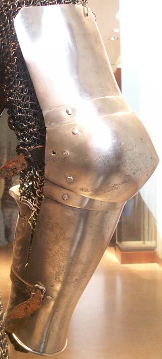 nar�czaki p�ytowe Milan 1350, Muzeum L'Armee w Pary�u